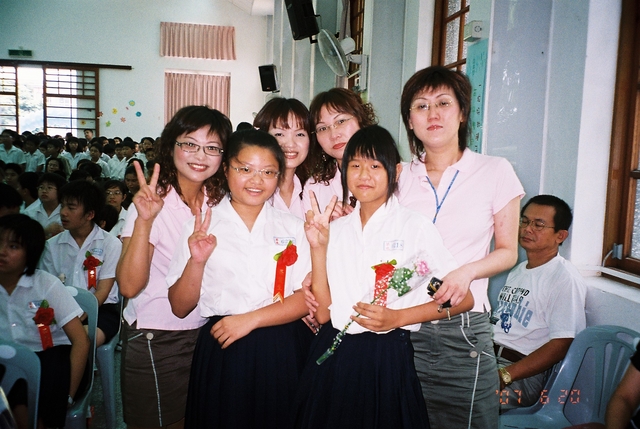 F1010002