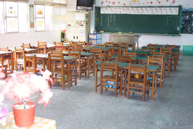 classroom-015